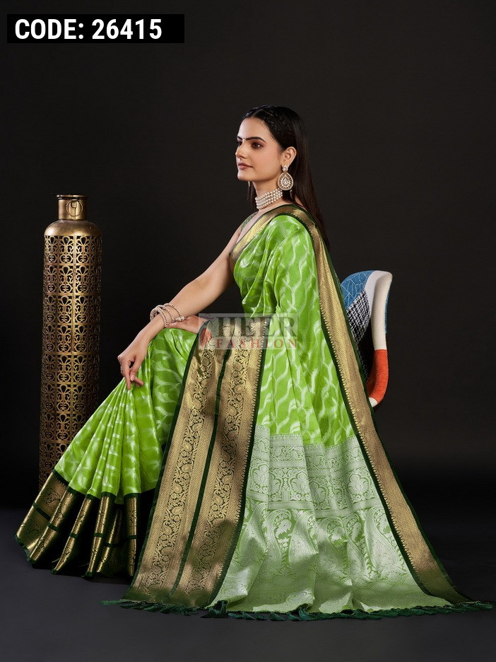 Parrot Green Color Kanjivaram Silk Saree With Zari Weaving Work