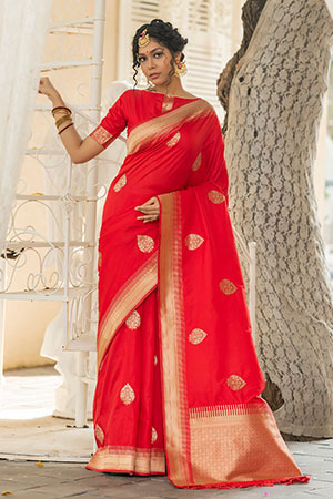 buy Banarasi silk saree online at heer fashion