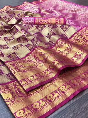 Magenta color kanchipuram handloom weaving silk saree