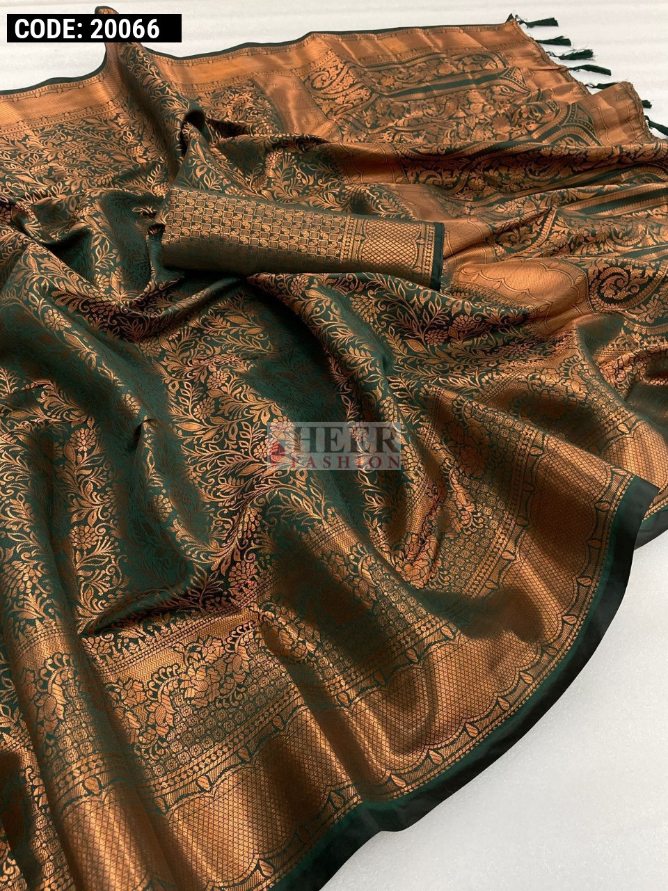 Bottle Green Tussar Silk Floral Printed and Zari Woven Saree main image 0