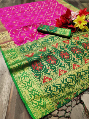 Pink color Pure banarasi lichi silk woven design saree