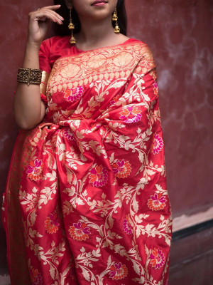 Red color soft lichi silk Weaving Jequard work saree