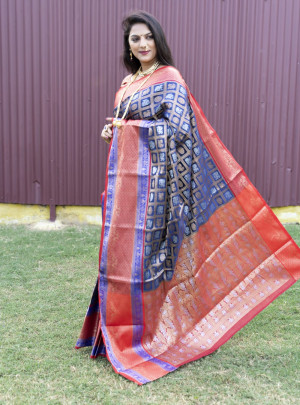 Navy blue color kanchipuram silk saree with zari work