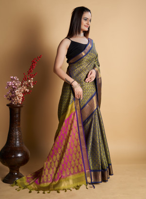 Parrot green color soft cotton saree with woven design