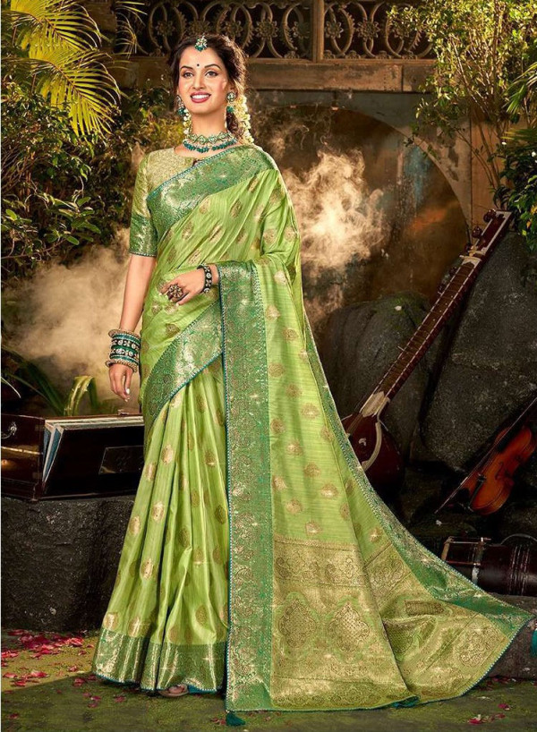 20 Banarasi Saree Blouse Designs Latest & Unique for Your Silk Sarees