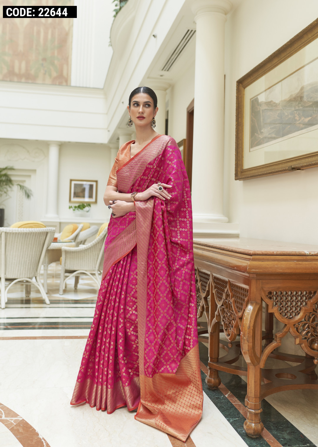 Top 7 Elegant Sarees Designs For All Occasions - Tradeindia