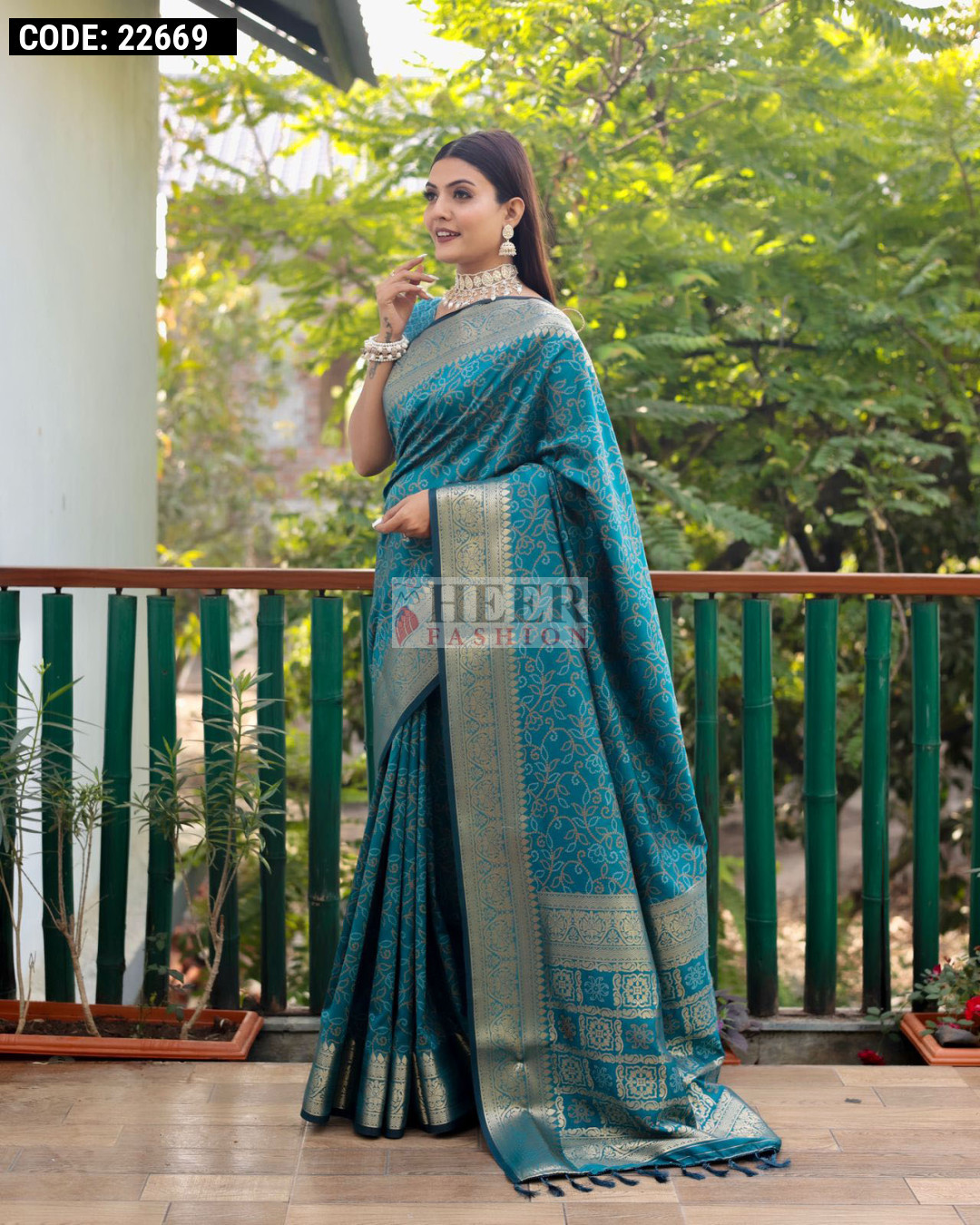 Pure Turquoise Blue Color Soft Cotton Saree With Geometric Print & Chevron Design  Border and Self Blouse main image 1