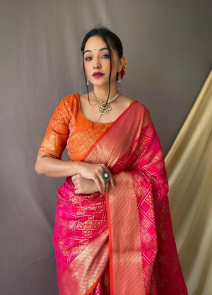 Rani pink color banarasi silk saree with weaving work