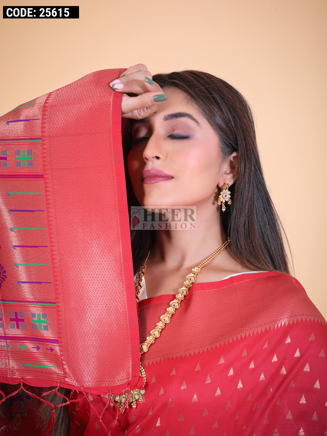 Red Color Paithani Silk Saree With Zari Weaving Work red-color-paithani-silk-saree-with-zari-weaving-work