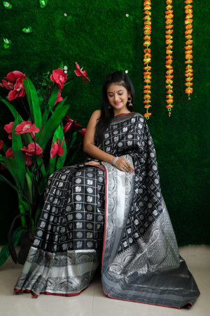 Black color lichi silk weaving saree with zari work