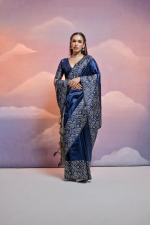 Navy blue color handloom raw silk saree with contrast weaving work