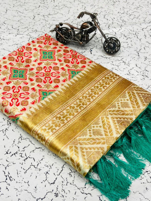 Off white color heavy banarasi silk saree with beautiful weaving work