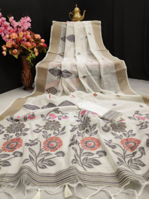 Pure chanderi cotton saree with jacqurad work & zari woven border