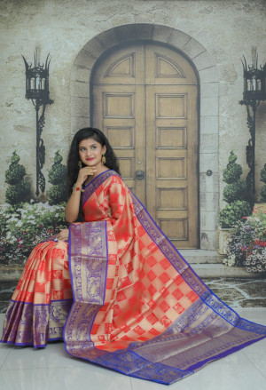 Red color kanchipuram handloom weaving silk saree