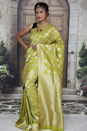 Green color kanchipuram silk handloom saree with zari work