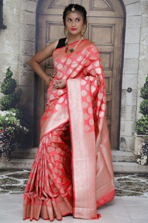 Peach color kanchipuram silk handloom saree with zari work