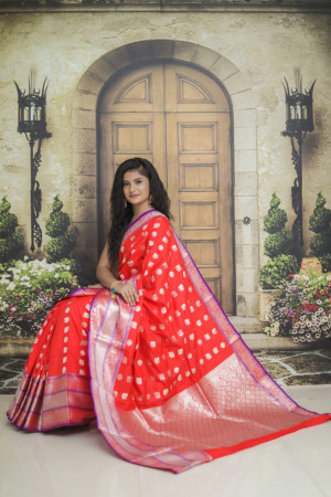 Red color Kanjivaram Soft Silk Zari work saree