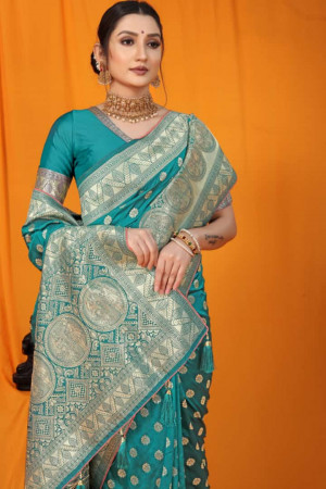 Rama green color kanchipuram handloom silk saree with zari work