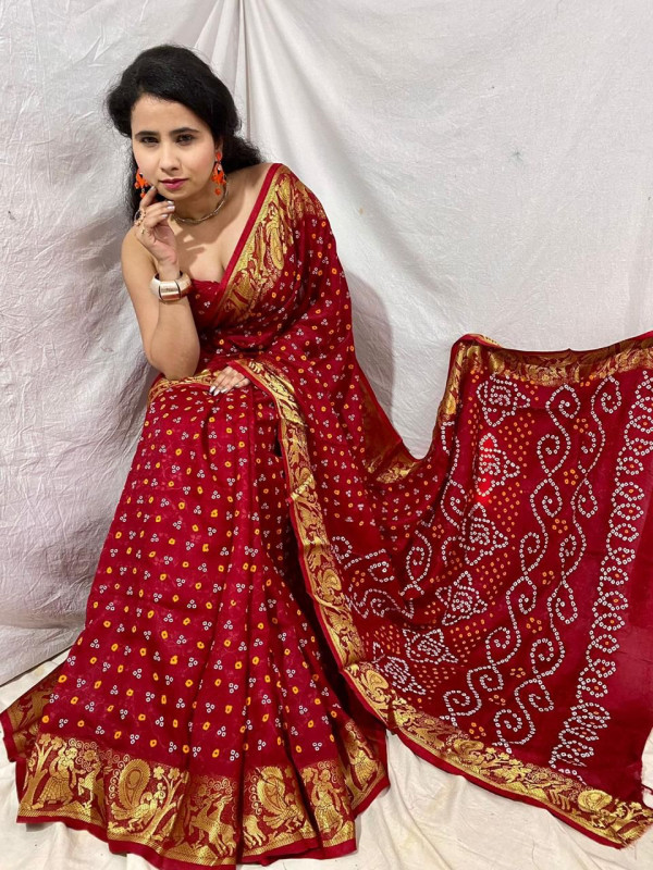 Cotton Silk Red Embroidered Stone Work Bridal Chunari Saree With Unstitched  Blouse Piece at Best Price in Colonelganj | Rangoli Fashion