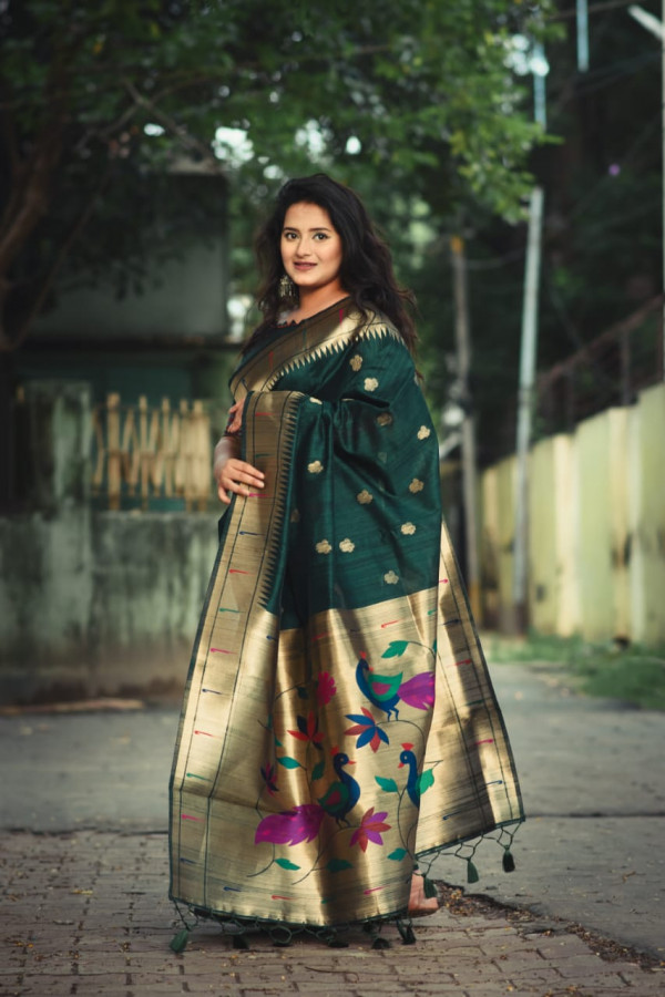 Buy Dark Green Paithani Saree Online – Ranreet