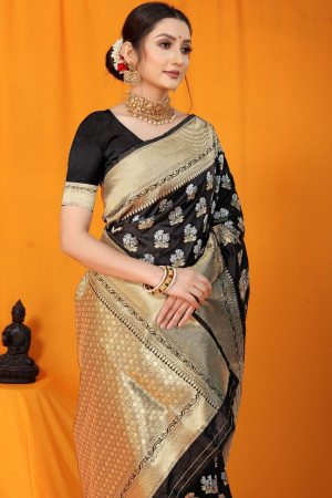 Black color kanchipuram handloom silk saree with zari work