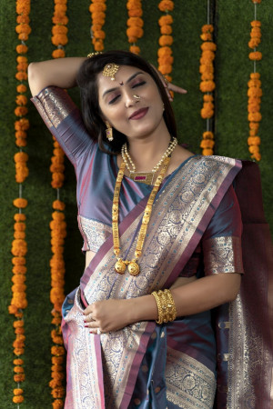 Rama green color kanchipuram silk saree with zari work
