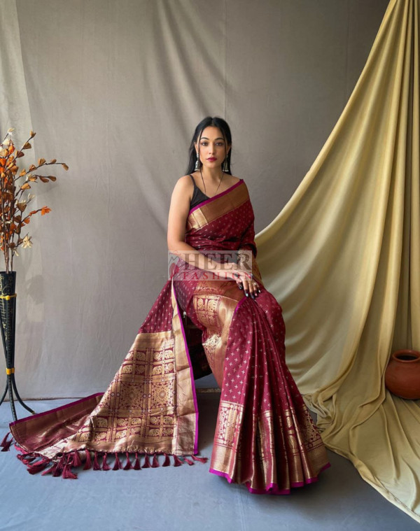 Floral Weaving Maroon Banarasi Silk Traditional Saree main image 1