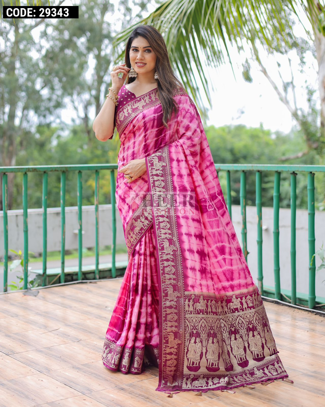 Rozy Roti Pink Dabu Print Saree