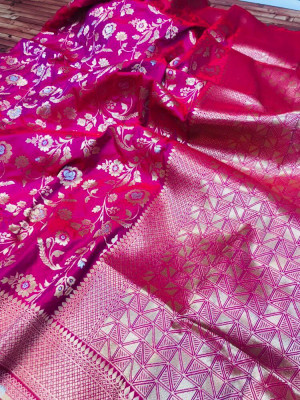 Pink color kanchipuram handloom silk saree with silver and golden zari work