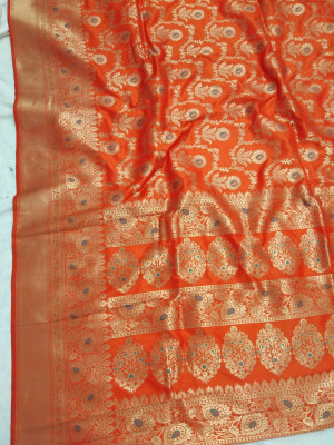 Banarasi silk weaving saree with zari woven border and pallu