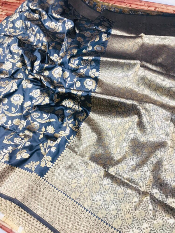 Gray color kanchipuram handloom silk saree with silver and golden zari work