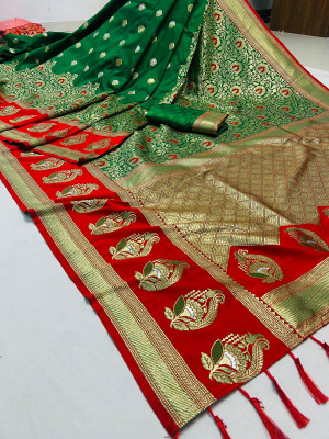 Green color kanchipuran silk saree with zari weaving work