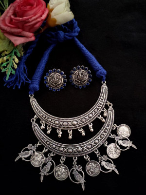 Navratri Special Hasli Necklace with Ganesha Stone Earrings
