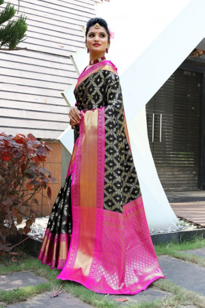 Black color kanchipuram handloom weaving silk saree