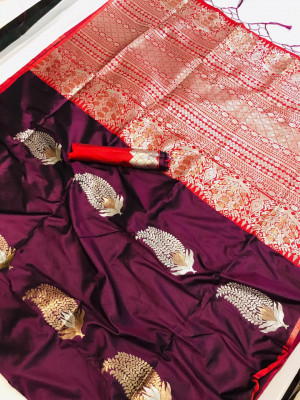 Magenta color kanchipuram silk handloom saree with silver and golden zari work
