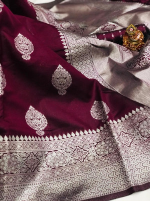 Magenta color soft banarasi silk saree with zari weaving pallu