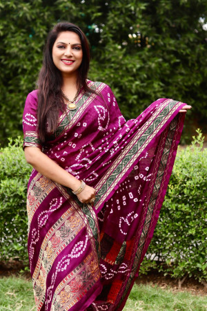Magenta color pure bandhej silk saree zari weaving rich pallu