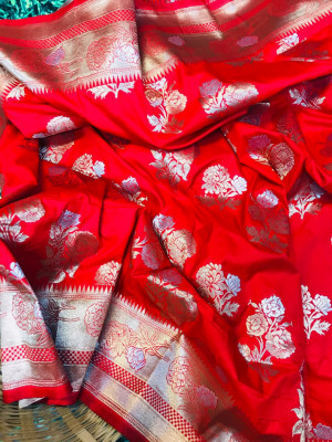 Red color kanchipuram silk handloom saree