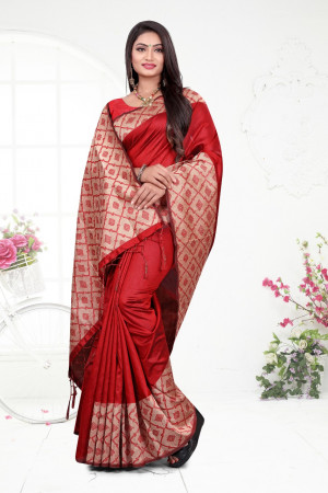 Raw silk saree with rich pallu