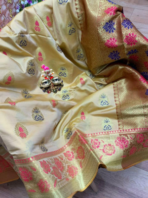 Off white colored Soft banarasi silk saree with woven design