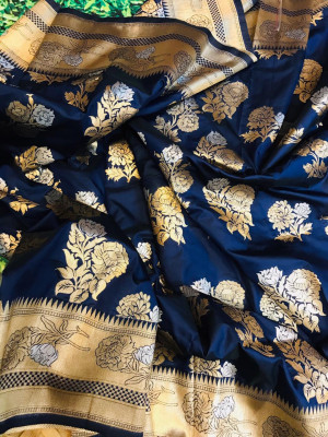 Navy blue color kanchipuram silk handloom saree