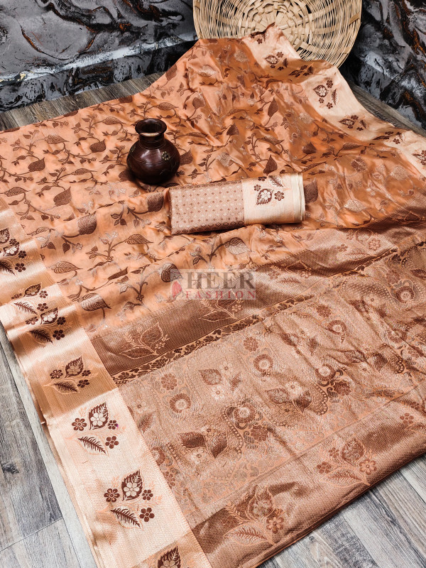 Peach Brasso Saree With Geometrical Weave pattern & Zari Embroidery