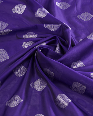 Purple color soft banarasi silk saree with zari weaving pallu