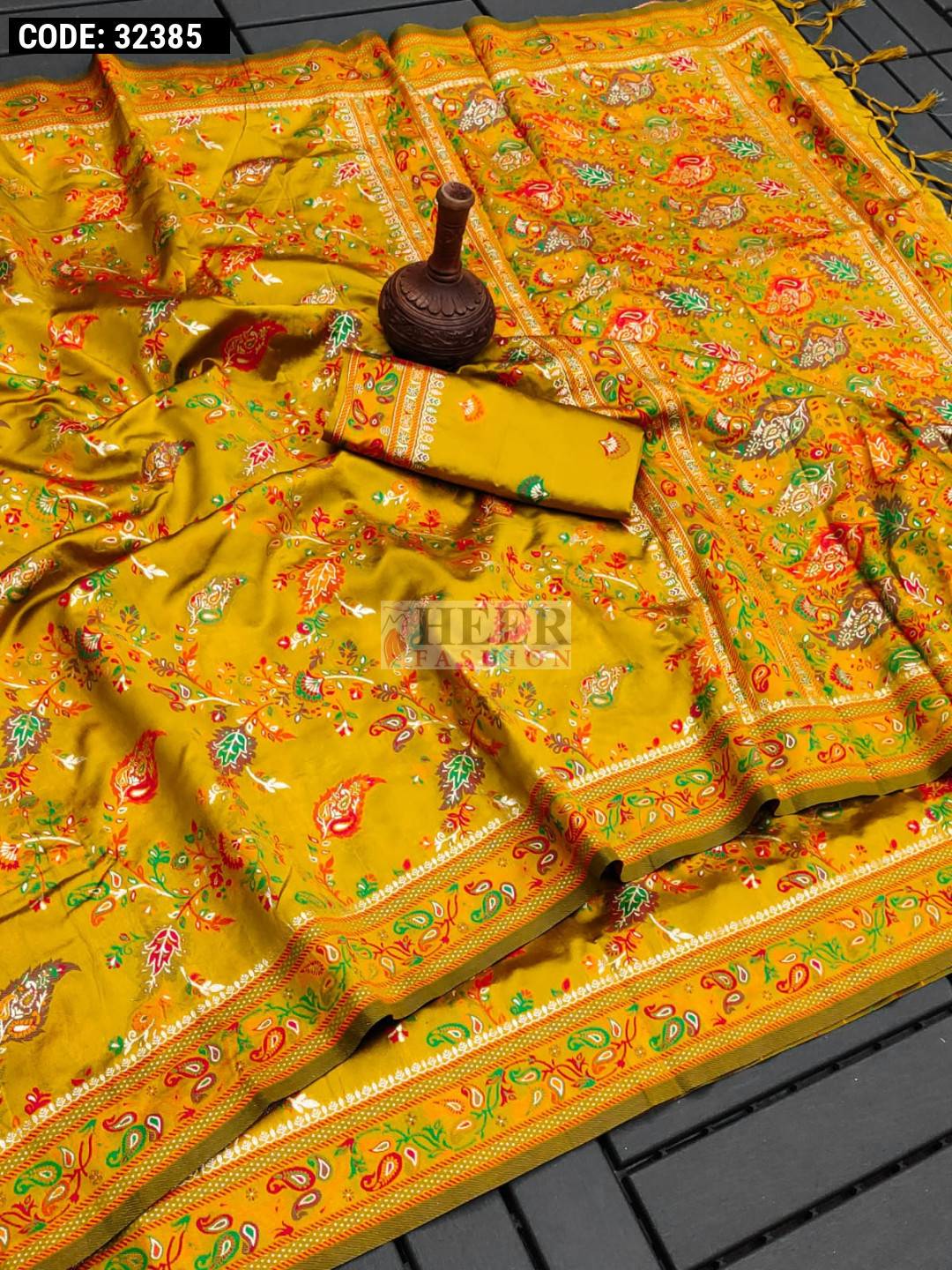 Sariさま確認ページ Mustard yellow color soft pashmina silk saree with zari weaving work